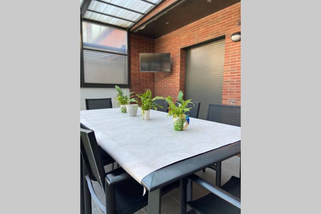 Apartamento Con Gran Jardin Privado Apartment Figueres  Exterior photo